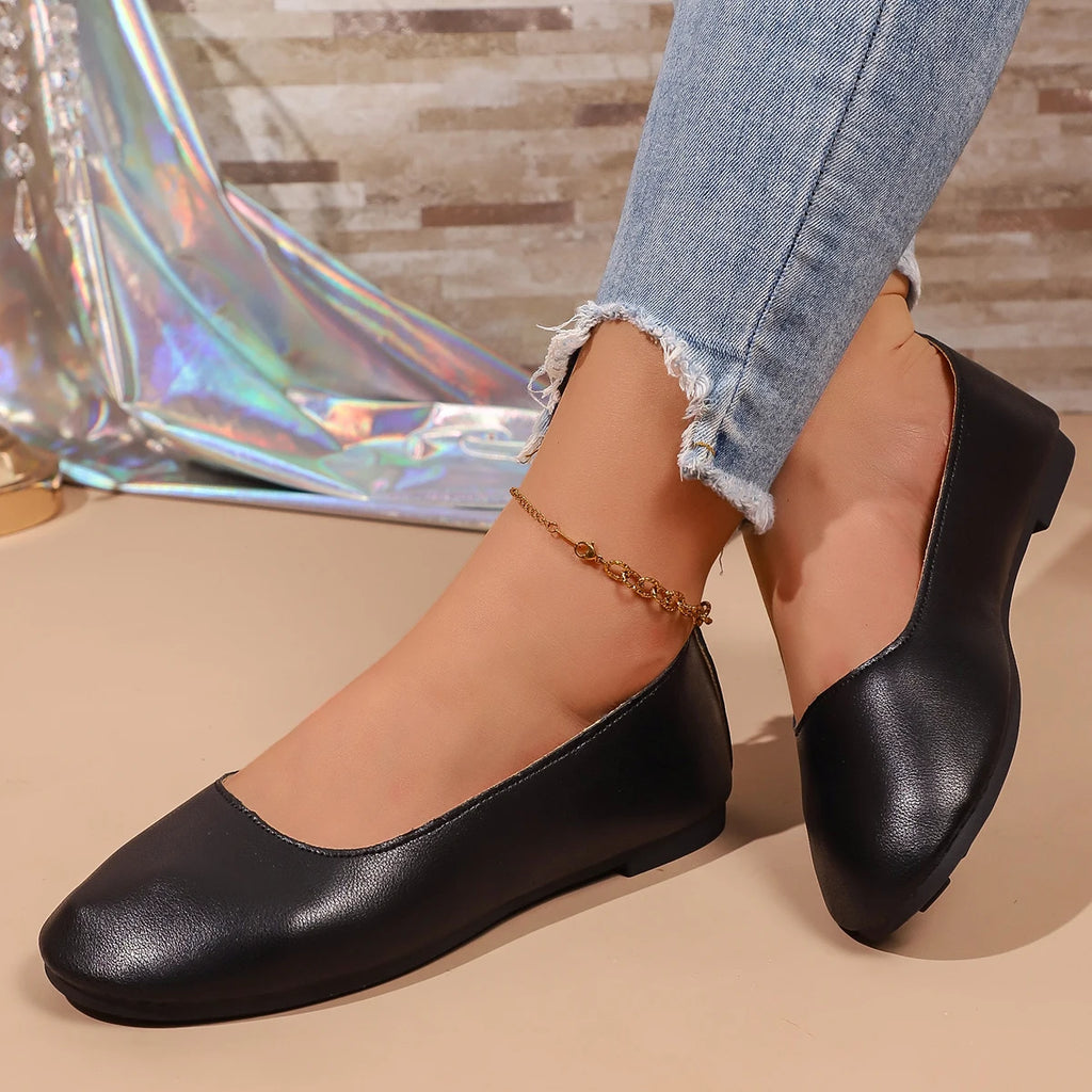 Women's Slip-On Flat Casual Shoes – Plus Size | VKJF Women's Casual Flats Axl