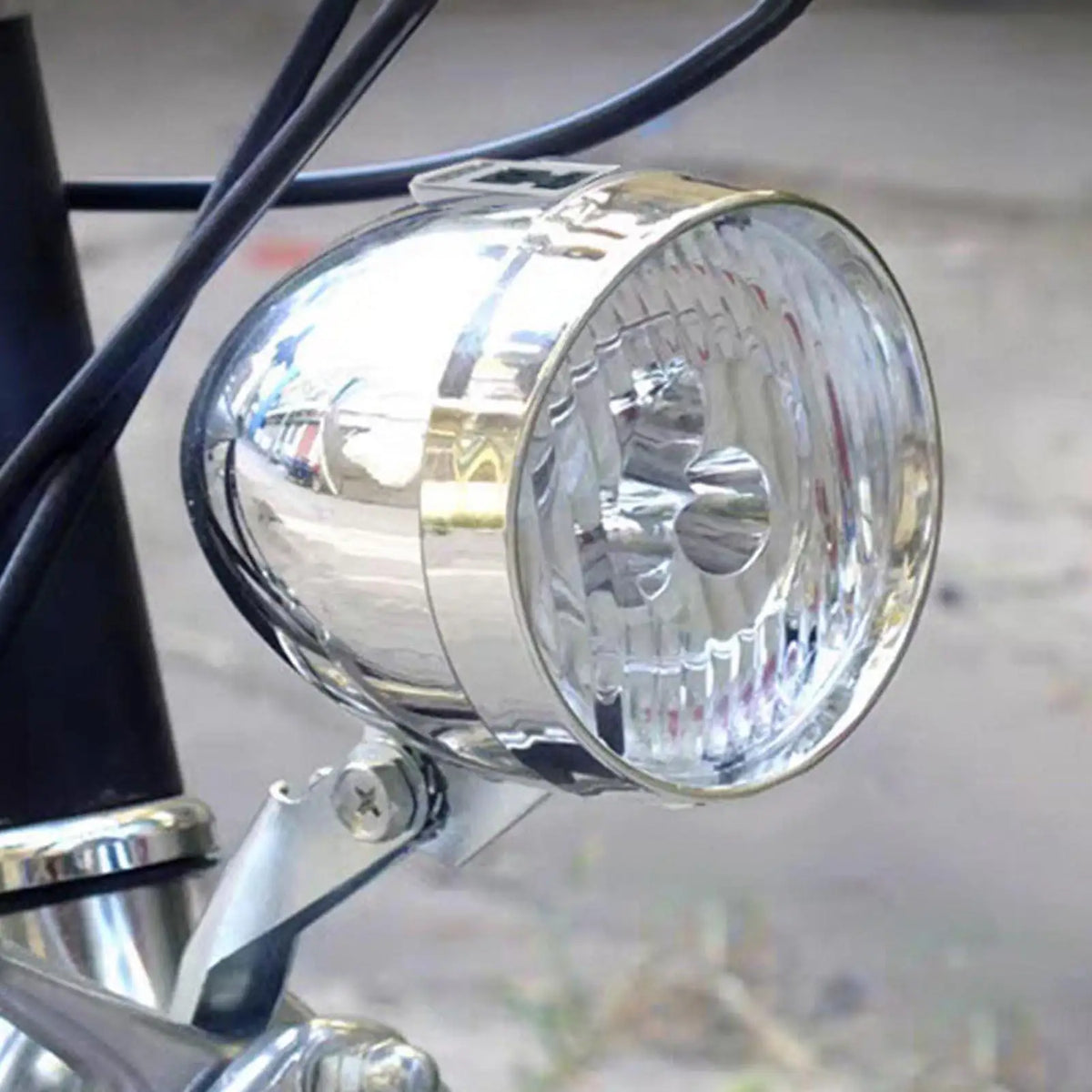 Retro Bike Headlight – USB Rechargeable 3 LED Front Light Bicycle Headlight Axl