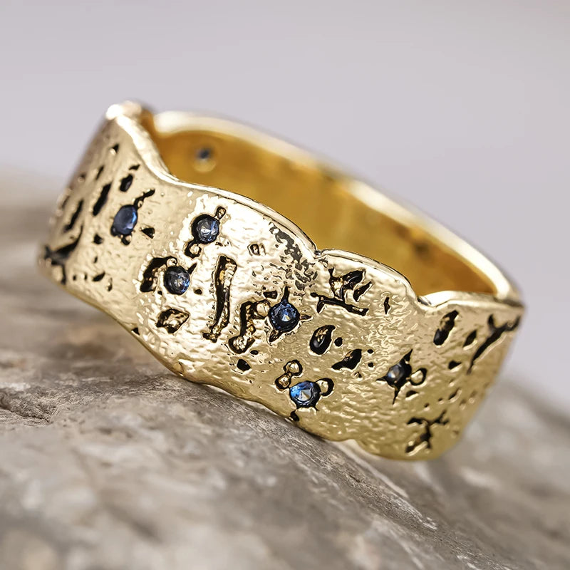 Huitan Vintage Ruins Style Ring – Blue CZ Women's Fashion Ring Fashion Ring Axl