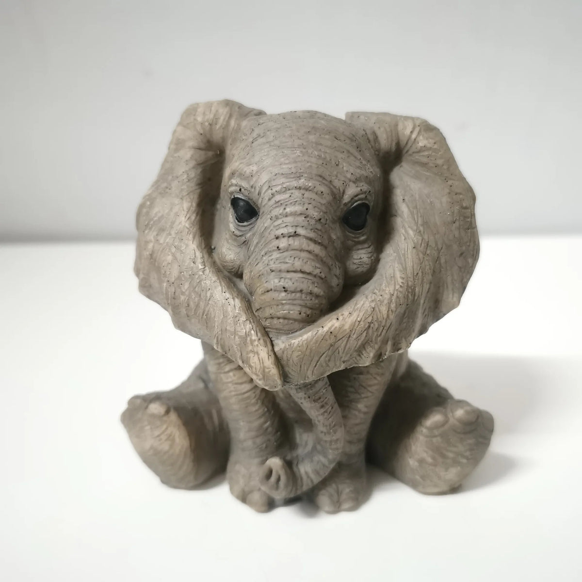 Feng Shui Gray Elephant Figurines Set of 3 | Resin Decor Decorative Figurine Set Axl B