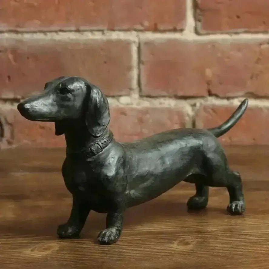Resin Dachshund Figurine – Black Dog Garden Sculpture Ornament Resin Dog Figurine Axl