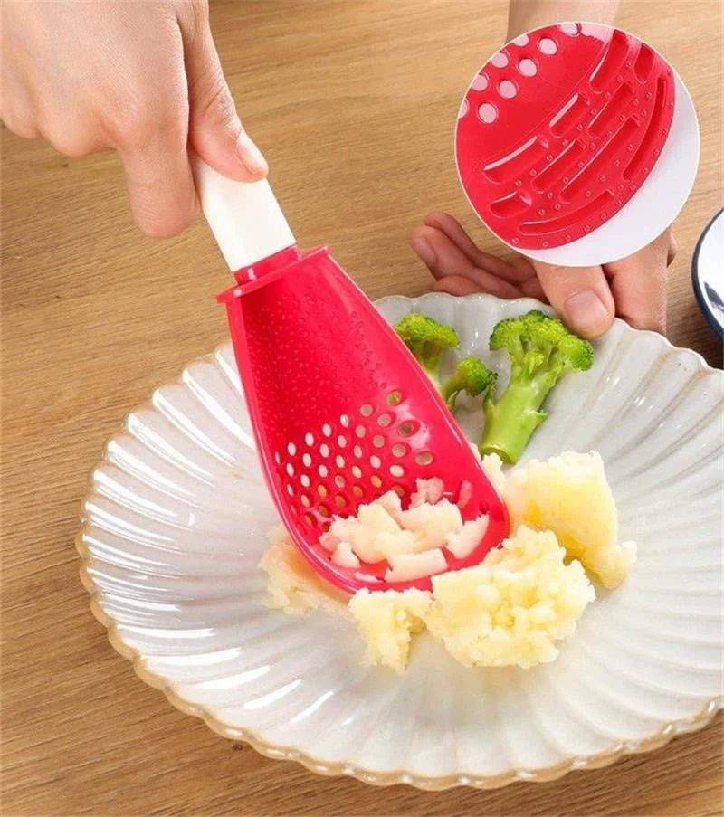 Multifunctional Cooking Spoon – Potato Masher & Garlic Press Multifunctional Kitchen Spoon Axl