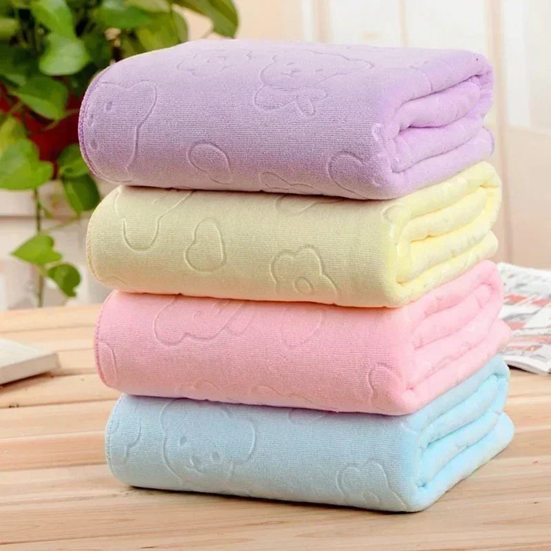 Microfiber Embossed Bear Bath Towel 70×140cm | Soft & Absorbent Microfiber Bath Towel Axl