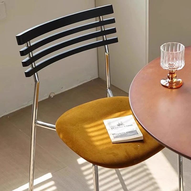 Retro Nordic Dining Chair – Cushioned Minimalist Kitchen Chair Dining Chair Axl