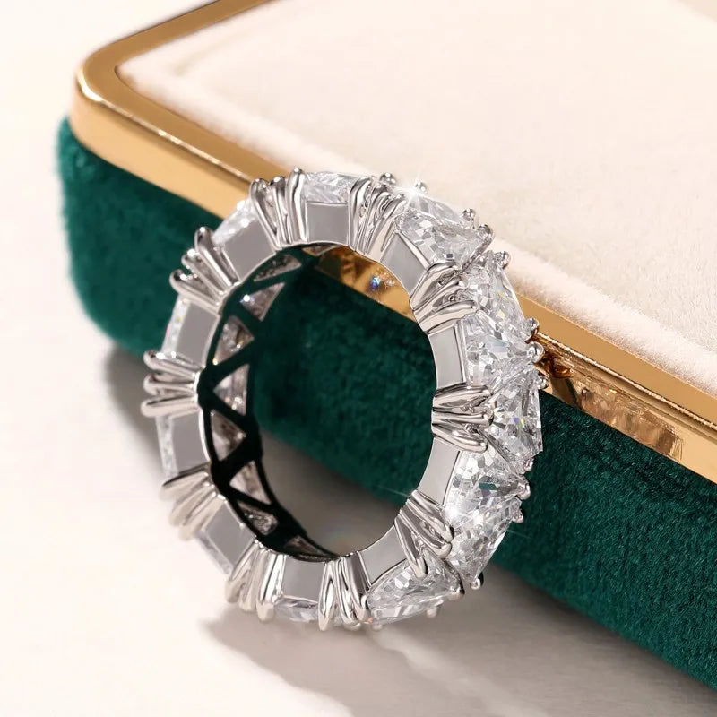 Huitan Triangular CZ Crystal Ring – Women's Wedding & Party Fashion Ring Axl