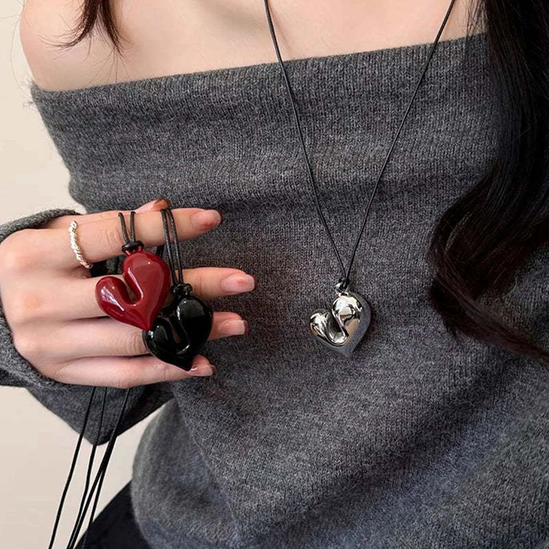 Irregular Heart Pendant Necklace – Adjustable Sweater Chain Heart Pendant Necklace Axl