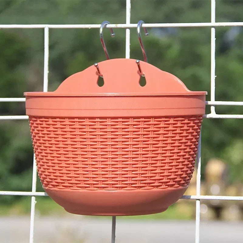 Wall-Mounted Rattan Semicircle Hanging Flower Basket Planter Hanging Wall Planter Axl Brickred
