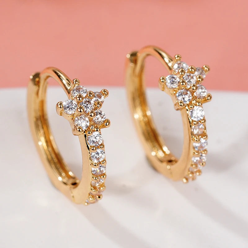 Huitan Dainty Flower Hoop Earrings – Micro Paved CZ Star Hoop Earrings Axl E6175