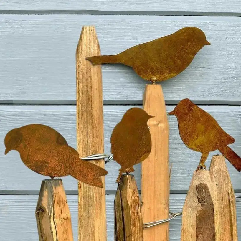4-Piece Rusty Metal Bird Ornaments – Iron Garden Fence Decor Garden Metal Sculpture Axl