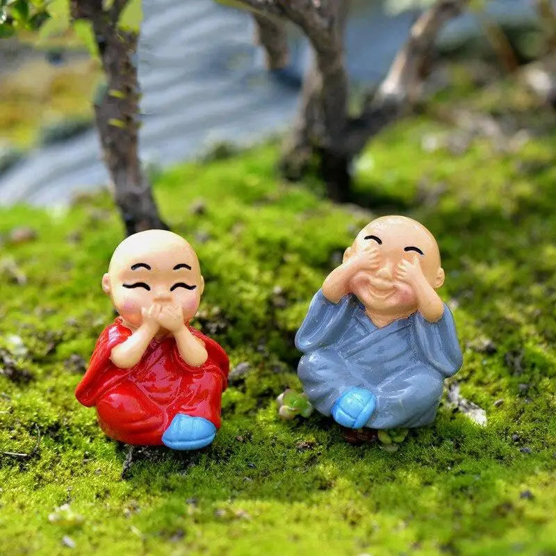 4-Piece Little Monk Resin Miniatures – Garden & Pot Décor Set Garden Miniature Set Axl