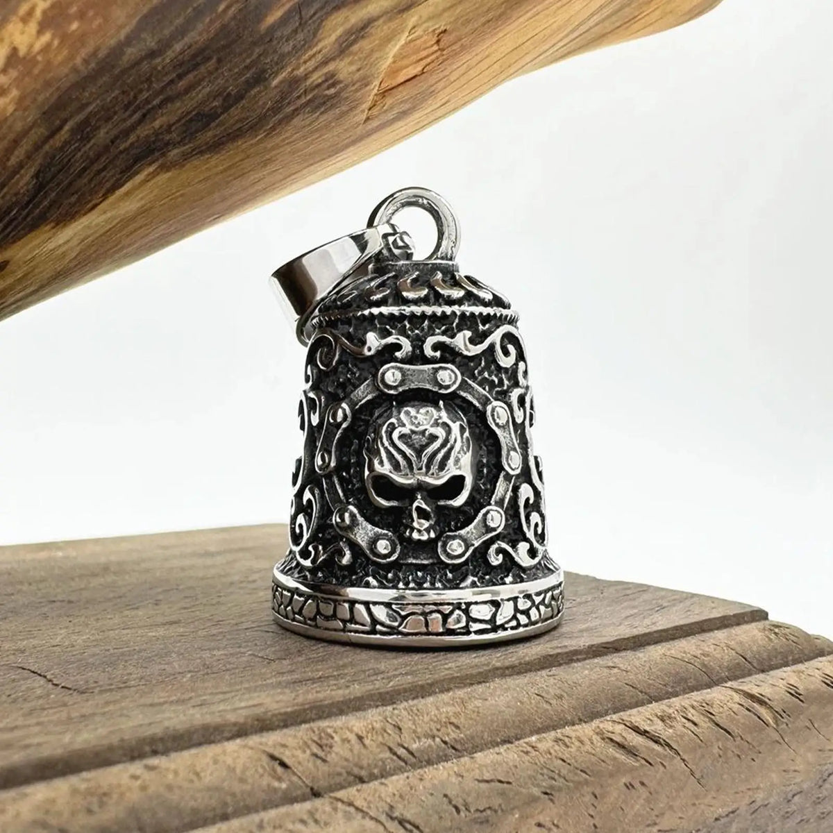 Skull Motorcycle Bell – Vintage Handmade Biker Pendant Motorcycle Bell Ornament Axl