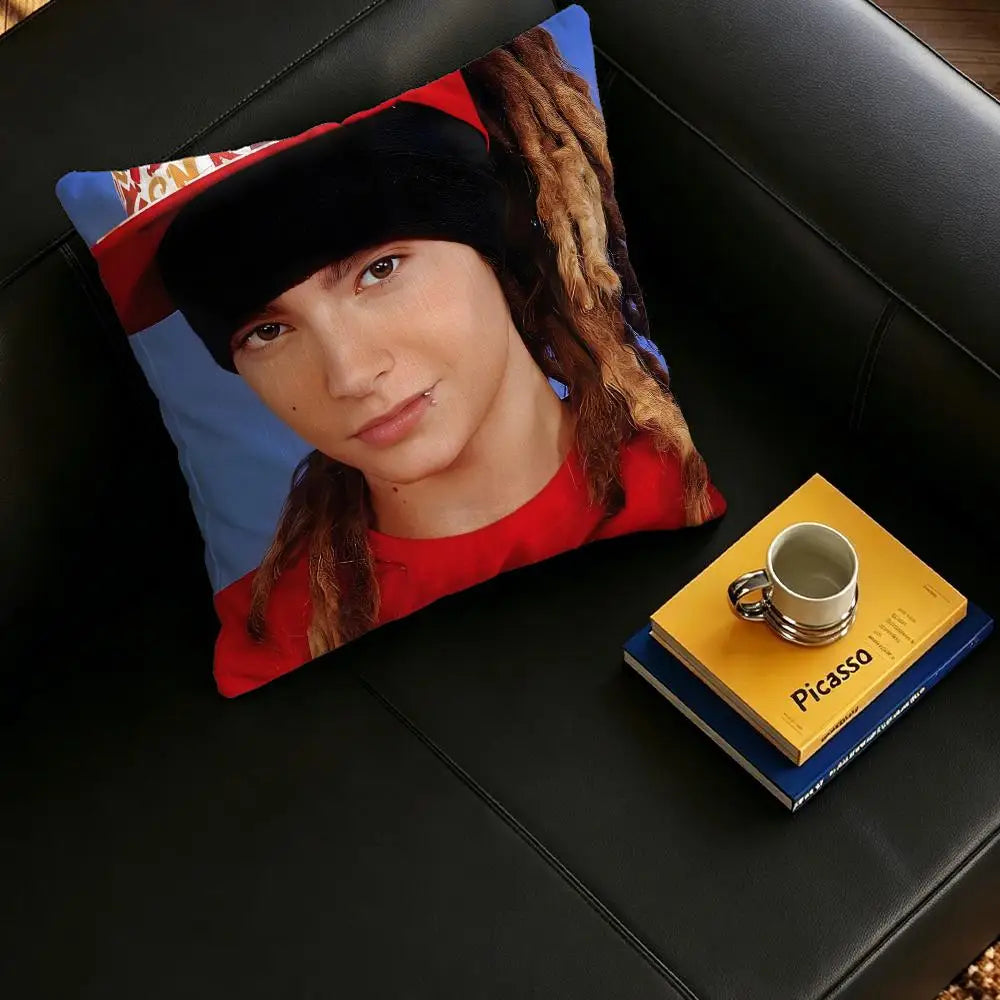Tom Kaulitz Linen Cushion Cover | Sofa & Bed Pillow Case Decorative Cushion Cover Axl