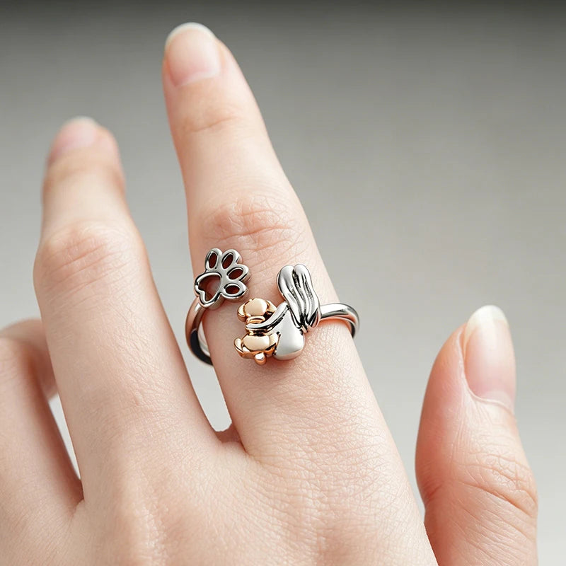 Huitan Women's Hug Dog Opening Ring – Two-Tone Brass Fashion Ring Axl