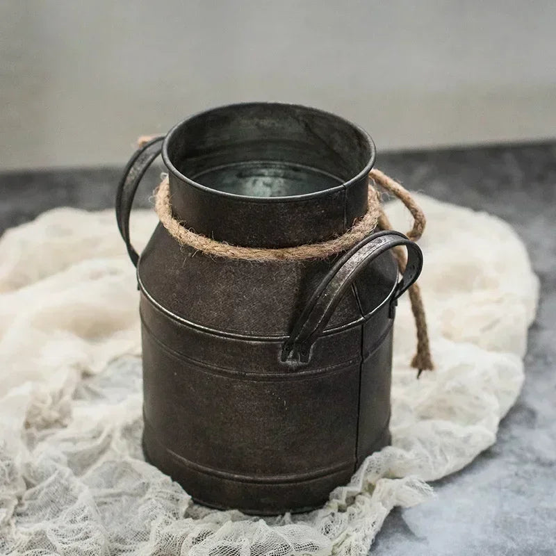 Retro Iron Milk Jug Vase – Vintage Rustic Tin Flower Pot Decor Decorative Vase Axl