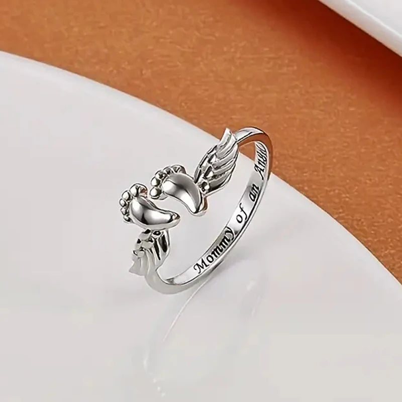 Huitan Baby Footprint Mom Ring – Brass Fashion Jewelry Gift Fashion Ring Axl