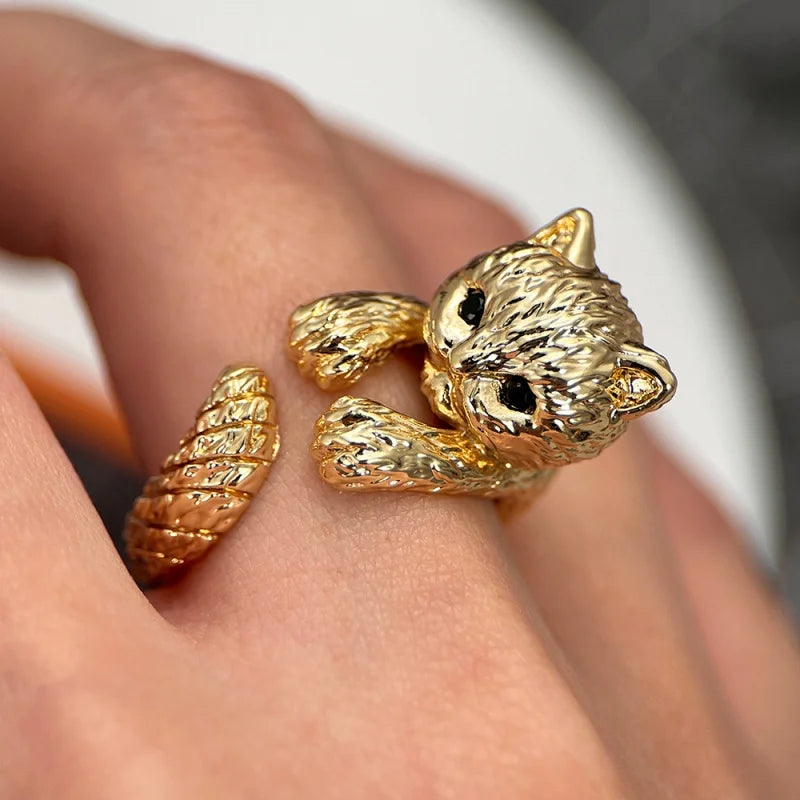 Huitan Gold Cat Ring – Cubic Zirconia Animal Fashion Jewelry Fashion Ring Axl