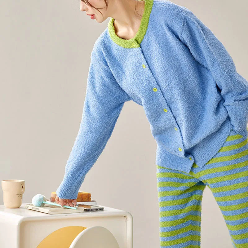 Women's Fleece Striped Pajama Set – Soft 2-Piece Winter Loungewear Pajama Set Axl