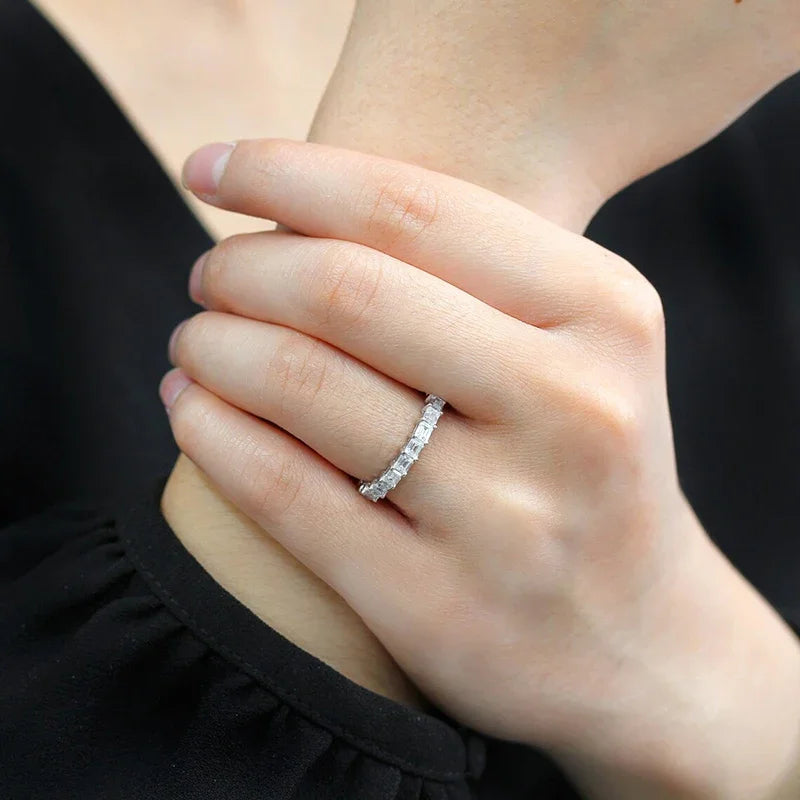 Huitan Rectangular CZ Ring for Women – Silver Fashion Band Fashion CZ Ring Axl