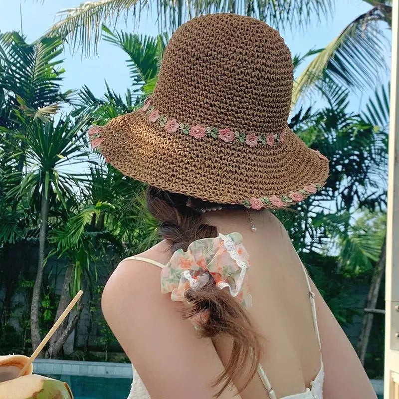 Women's Foldable Wide Brim Straw Sun Hat – Beach & Travel Wide Brim Sun Hat Axl