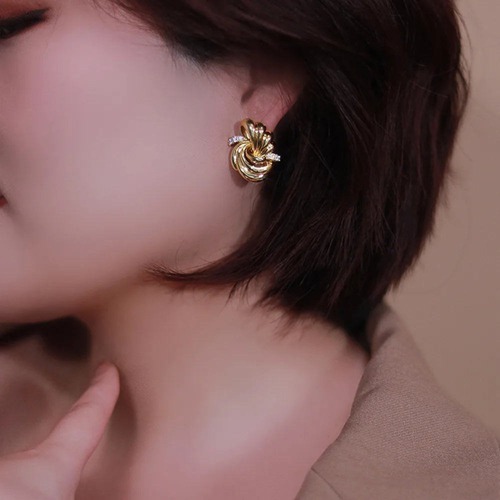 Huitan Vintage Gold Geometric Stud Earrings for Women Stud Earrings Axl