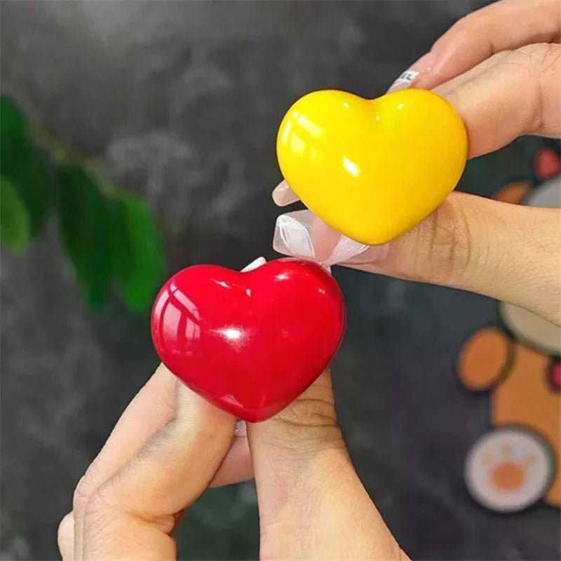 Heart-Shaped Toilet Flush Button – Fun Colorful Bathroom Decor Toilet Button Cover Axl