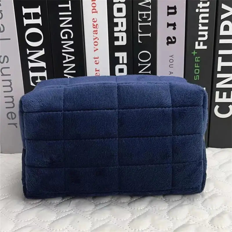 Cute Plush Makeup Bag – Large Fuzzy Cosmetic Travel Pouch Plush Cosmetic Bag Axl
