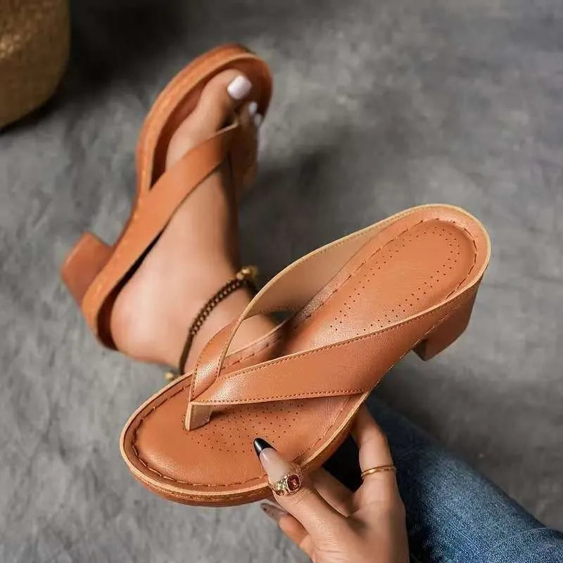 Women's Flip Flops – Wide Toe Square Heel Beach Sandals Women's Flip Flops Axl