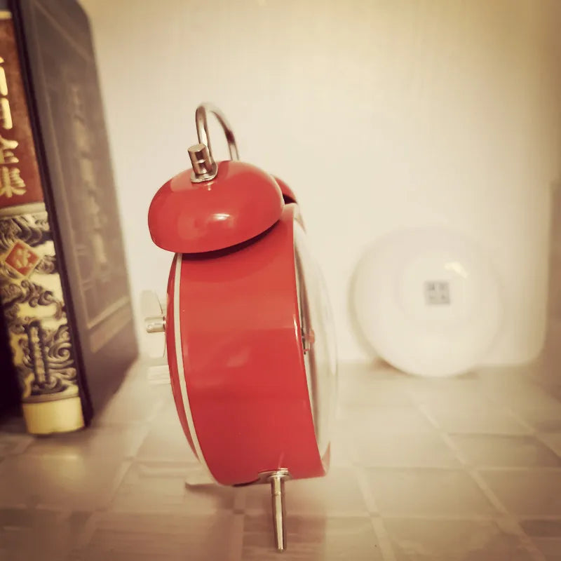 Retro Mechanical Wind-Up Alarm Clock – Metal Clockwork Desk Mechanical Alarm Clock Axl