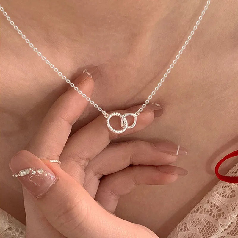Huitan Linked Circle Pendant Necklace | Geometric Women's Jewelry Pendant Necklace Axl