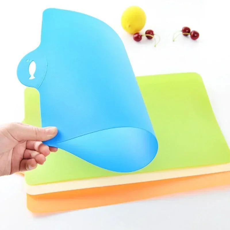 Flexible Plastic Cutting Board – Eco-Friendly Chopping Mat Cutting Board Axl