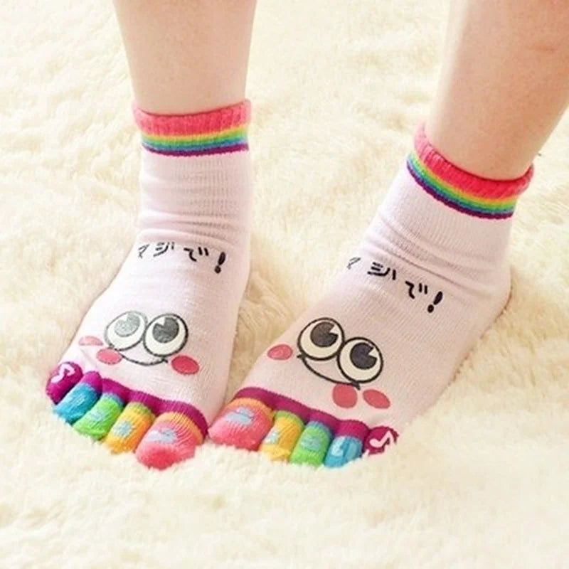 Women's Smiley Bear Toe Socks – Cute Funny Cotton Crew Socks Novelty Toe Socks Axl