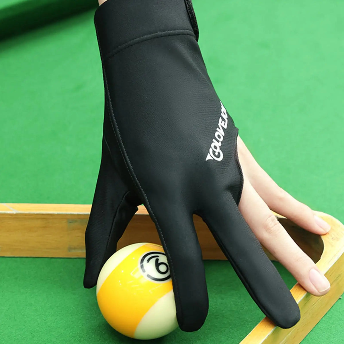 Fingerless Billiard Pool Glove – Non-Slip 3-Finger Cue Glove Billiard Cue Glove Axl