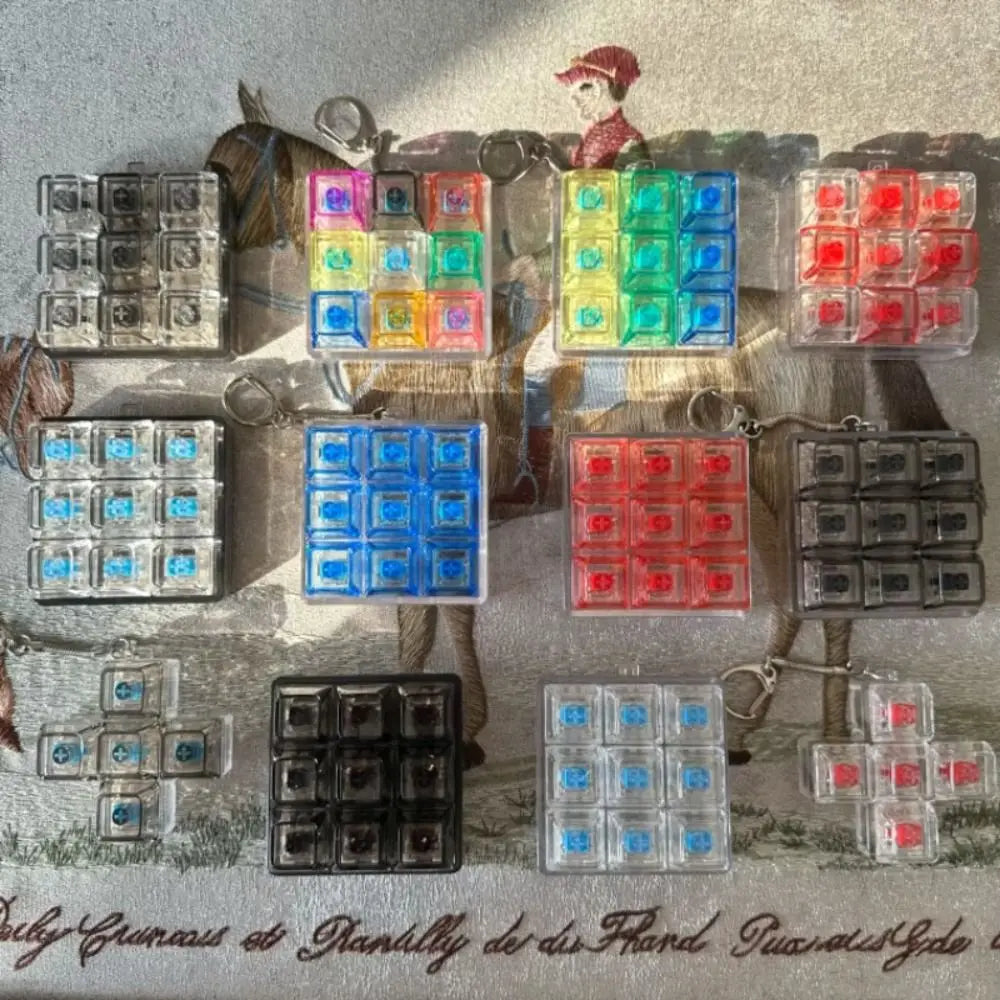 DIY Keyboard Fidget Keychain – 9-Key Clicker Keycap Toy Fidget Keychain Toy Axl