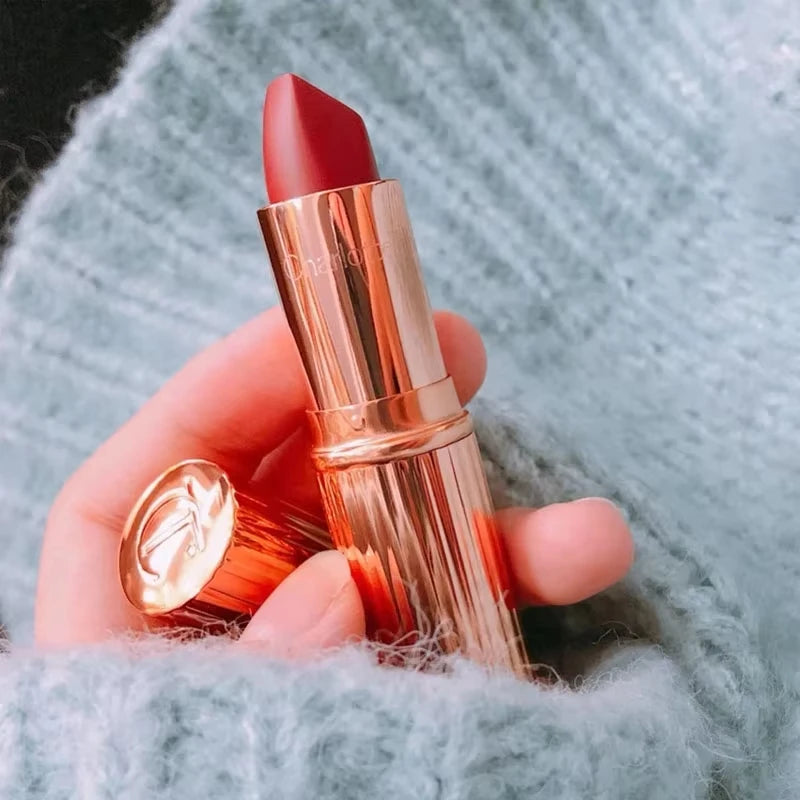Charlotte Tilbury Makeup Set – Contour, Lip, Glow & Spray Makeup Set Axl