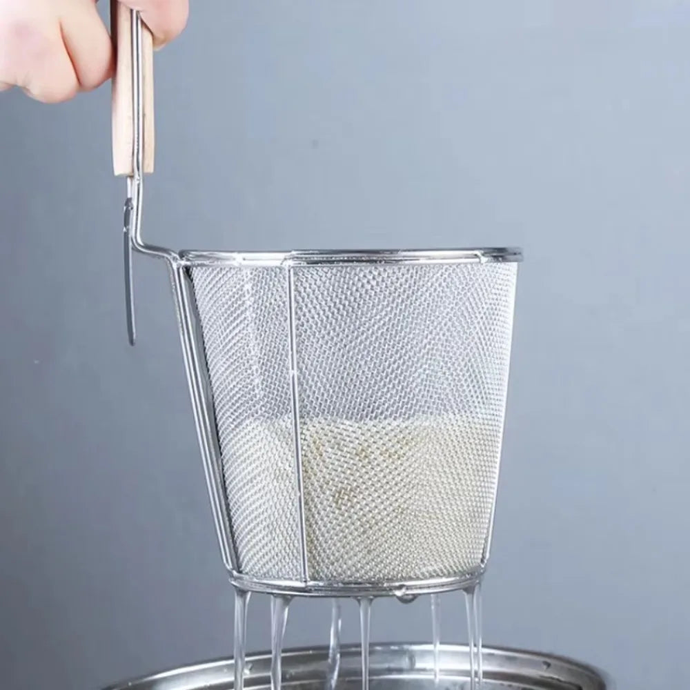 Stainless Steel Mesh Strainer Basket with Wooden Handle Kitchen Strainer Basket Axl