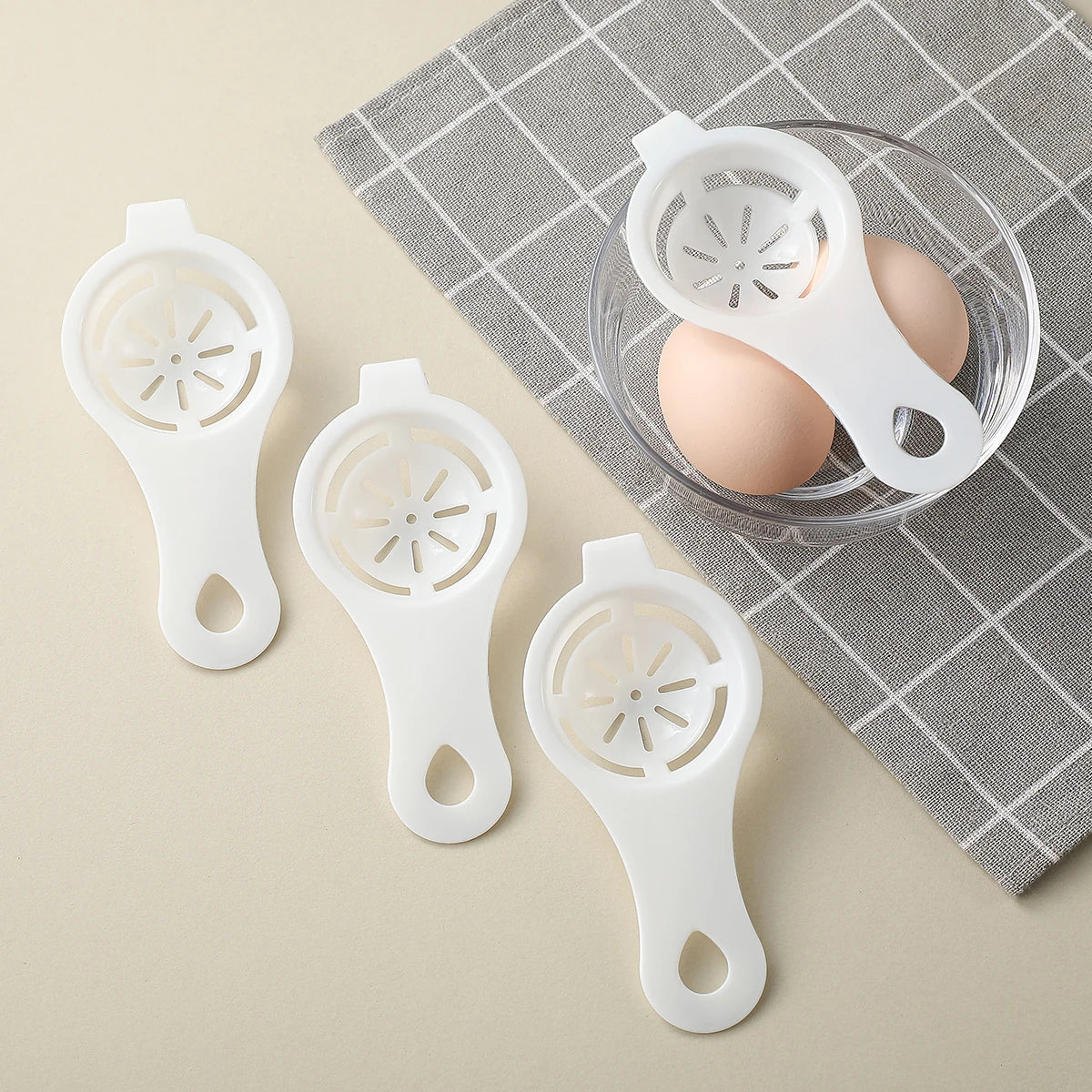 Egg Yolk & White Separator Spoon – Kitchen Baking Divider Tool Egg Separator Tool Axl