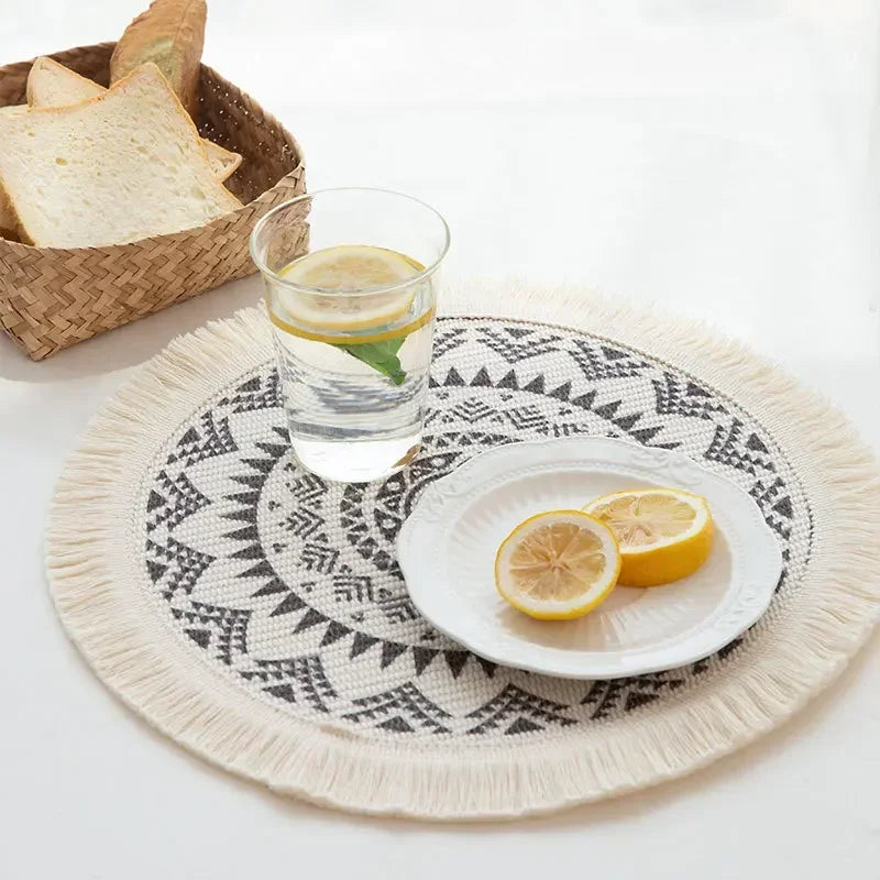 Nordic Round Floral Placemat – Cotton Linen Heat-Resistant Mat Table Placemat Axl