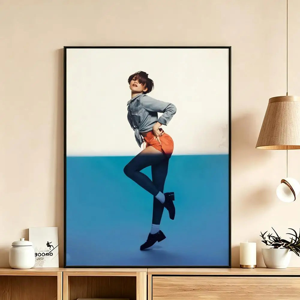 Zendaya HD Poster – Waterproof Sticky Wall Art Home Decor Wall Art Poster Axl