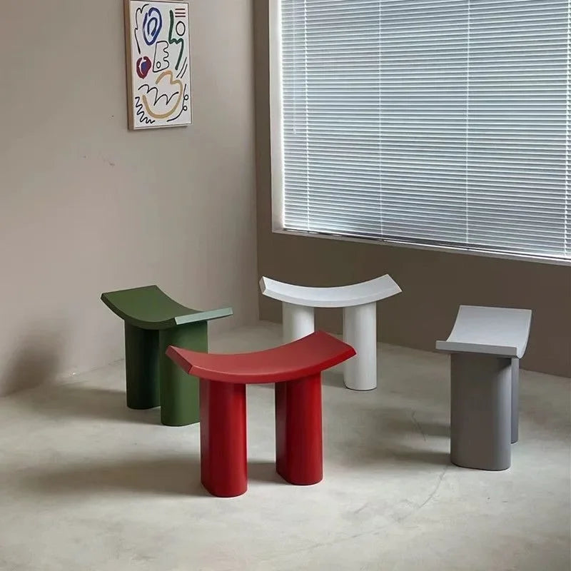 Nordic Minimalist Plastic Low Stool – Modern Home Entry Seat Home Accent Stool Axl