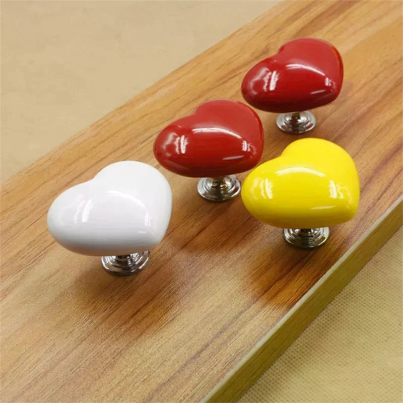 Heart-Shaped Toilet Flush Button – Fun Colorful Bathroom Decor Toilet Button Cover Axl