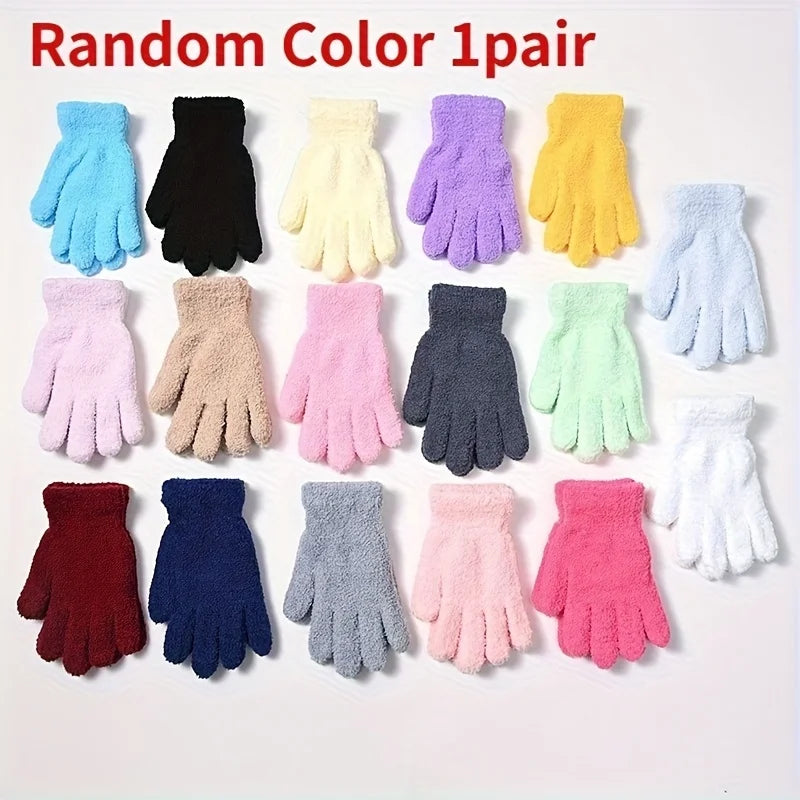 Microfiber Dusting Gloves – Blinds, Plants & Corners Microfiber Dusting Gloves Axl Random Colors
