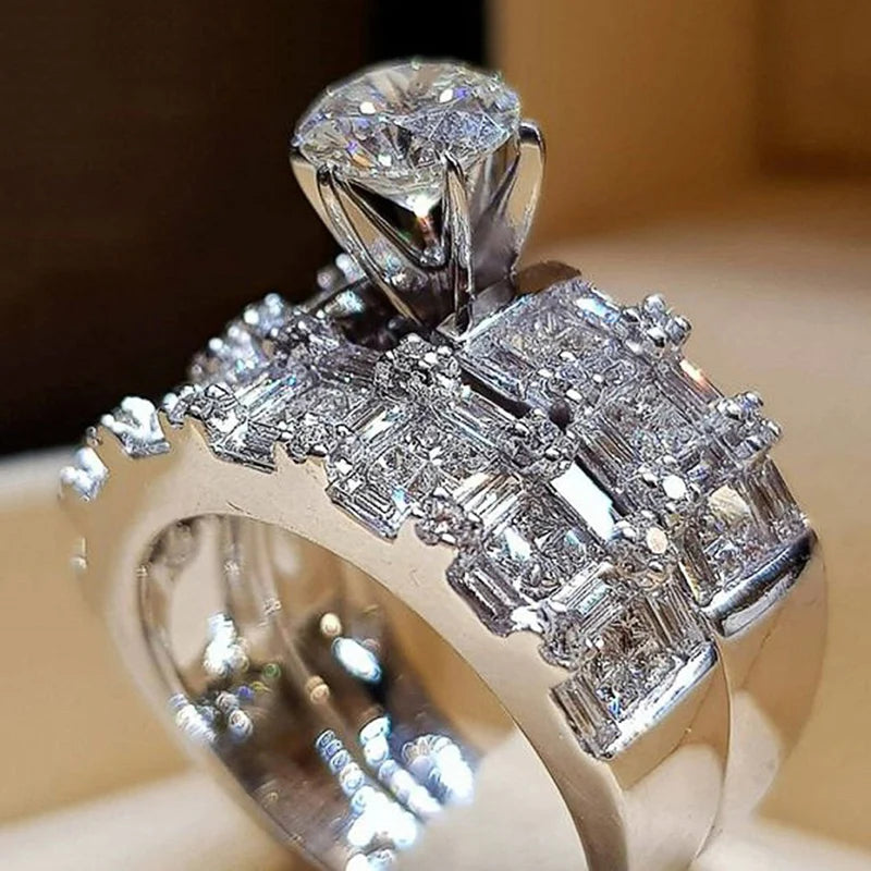 Huitan 2-Piece Cubic Zirconia Bridal Ring Set for Women Bridal Ring Set Axl