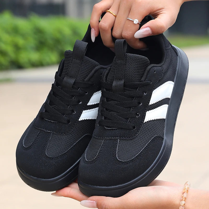 ZULIWAGN Women's Lightweight Striped Sneakers | Plus Size Women's Sneakers Axl black 45