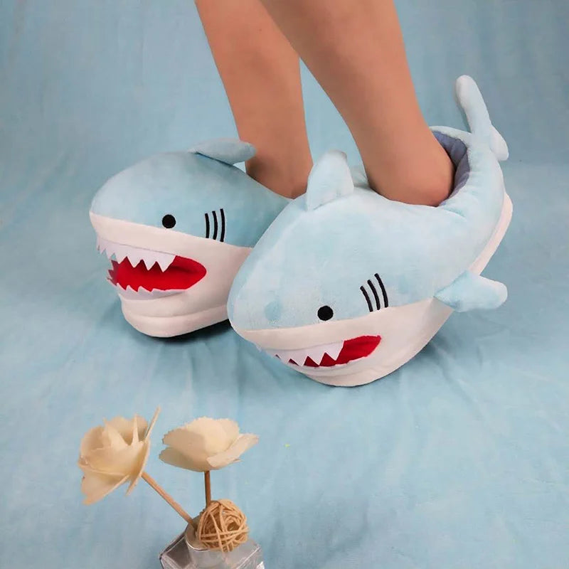 Lorilury Shark Furry Slippers – Women's Cartoon Indoor Slides Novelty Fur Slippers Axl