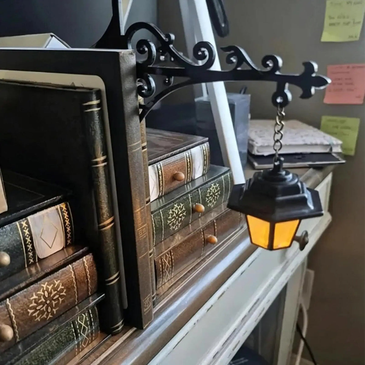 Decorative Bookshelf Lantern – Warm Vintage Cordless Reading Lamp Decorative Lantern Lamp Axl