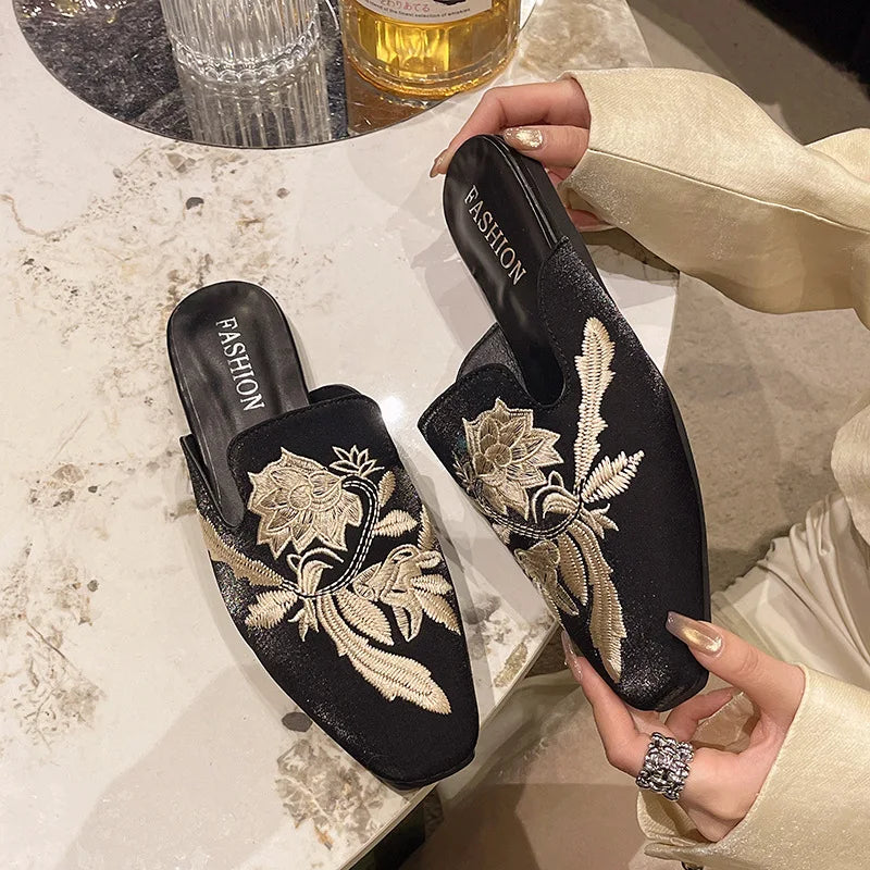 Women's Embroidery Slip-On Loafers – Square Toe Flat Moccasins Slip-On Flat Loafers Axl Black 38