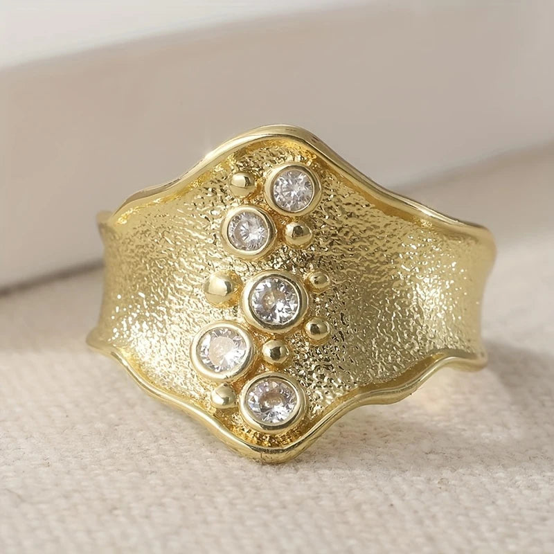 Huitan Wave Ring Cubic Zirconia – Women's Fashion Ring Fashion Ring Axl