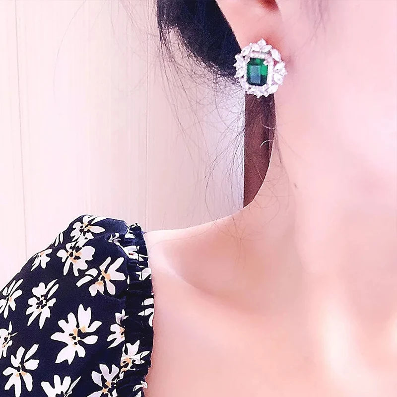 Huitan Cubic Zirconia Stud Earrings – Elegant Women's Gift Stud Earrings Axl