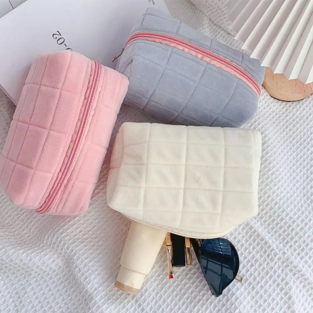 Plush Square Cosmetic Bag – Cute Puffy Makeup Travel Pouch Cosmetic Makeup Bag Axl
