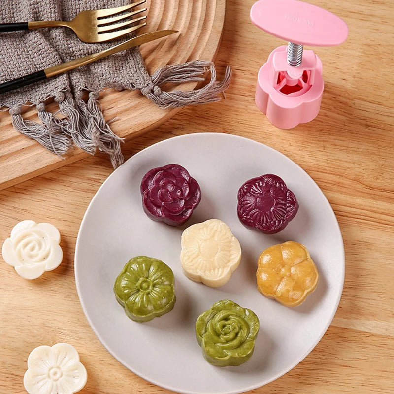 Mooncake Mold Set with 5 Stamps – DIY Mid-Autumn Baking Tool Baking Mold Set Axl